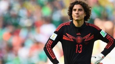 Memo Ochoa: Equipos griegos lo quieren sacar del banco de suplentes