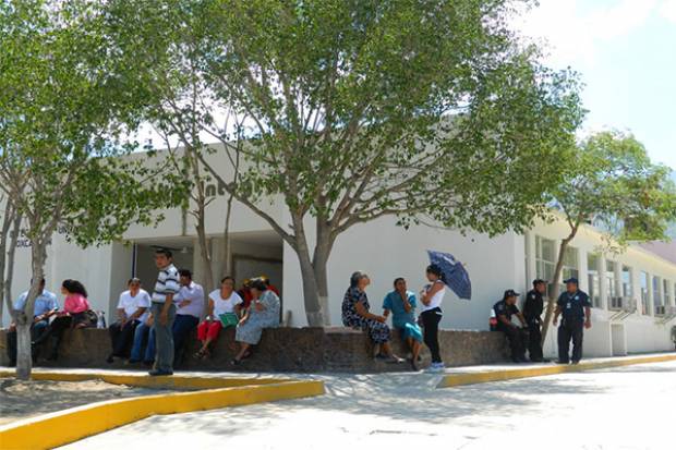 Evacuan Hospital de Coxcatlán, Puebla, por fuga de oxígeno