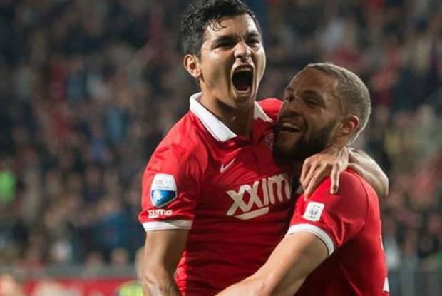 Tecatito Corona hizo doblete en triunfo del Twente 4-2 ante De Graafschap