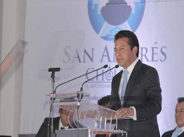 Paisano rinde su primer informe como alcalde de San Andrés Cholula