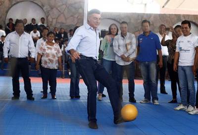 Tony Gali inaugura la Liga Formativa Municipal &quot;Street Soccer&quot;