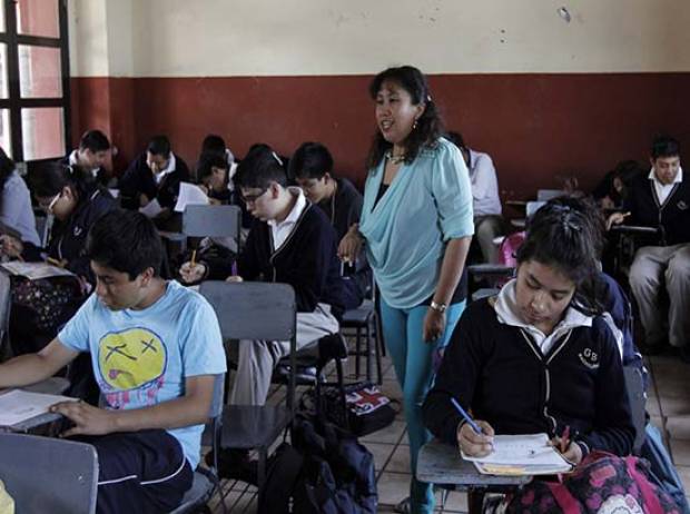 Este viernes se suspenden clases en Puebla por Día del Maestro