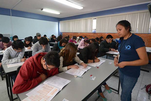 Casi 17 mil alumnos inician seminario de ingreso a la BUAP