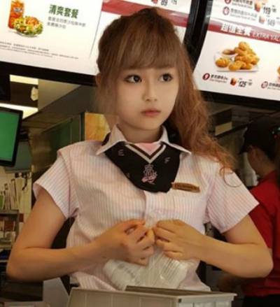 FOTOS: Empleada de McDonalds Taiwan conquistó redes sociales