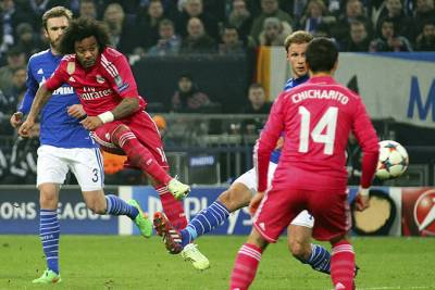 Real Madrid cumplió al derrotar 2-0 al Schalke 04 en la Champions League