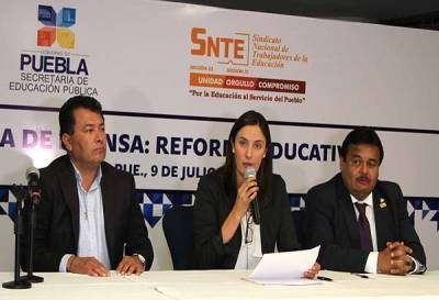 SEP y SNTE cierran filas por reforma educativa en Puebla