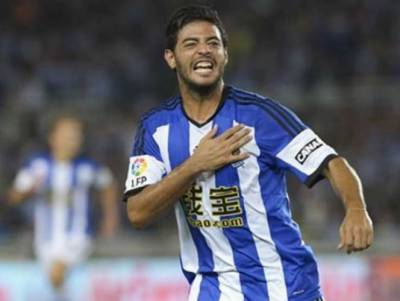 Carlos Vela reapareció y dio asistencia en victoria 3-1 ante Córdoba