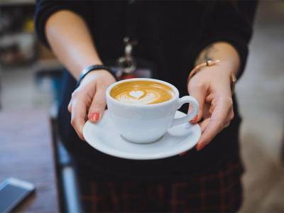 Café aumenta posibilidades de sobrevivir al cáncer de intestino