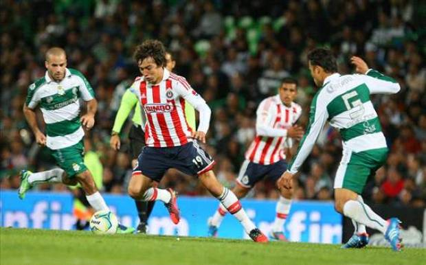 Santos y Chivas buscarán alargar racha de triunfos en semifinales