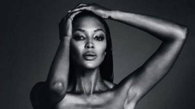 Naomi Campbell: Instagram le borró topless