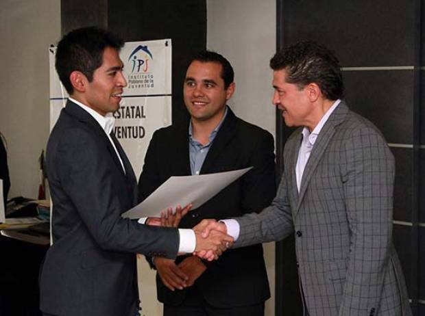 SEP entrega Premio Estatal de la Juventud 2014