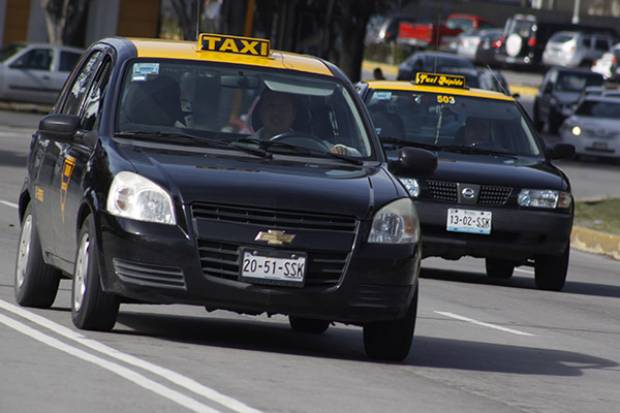 Taxistas de Puebla en jaque por entrada de nuevas aplicaciones