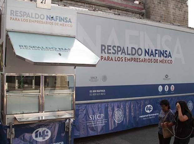 Ayuntamiento de Puebla instala Oficina Móvil de Nafinsa