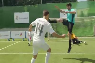 VIDEO: Chicharito estrena uniforme del Real Madrid con gol