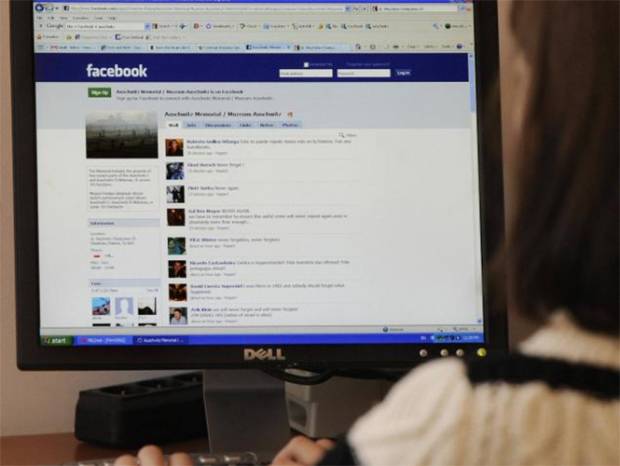 Mujer se divorció vía mensaje de Facebook