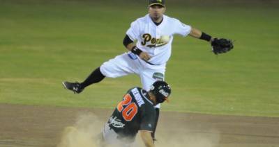 Pericos de Puebla inicia serie ante Águila de Veracruz con promoción de mamás gratis