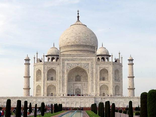 Enamorados intentaron suicidarse en el Taj Mahal