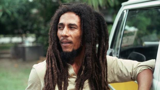 Bob Marley tendrá línea de productos elaborados con marihuana