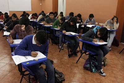 FOTOS: Aplican Prueba Planea a 69 mil estudiantes en Puebla