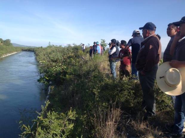 Localizan cadáveres de los tres jóvenes desaparecidos en canal de riego en Ahuatepec