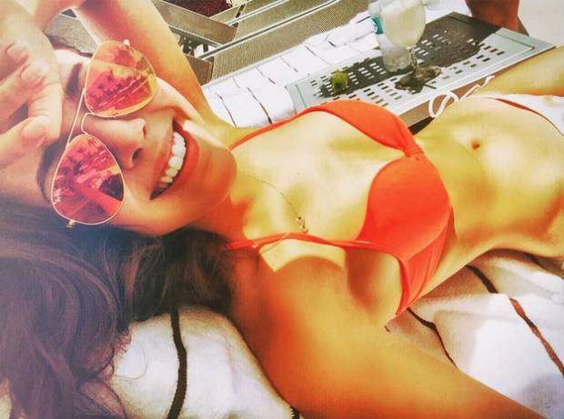 Danna Paola presume figura en sexy bikini