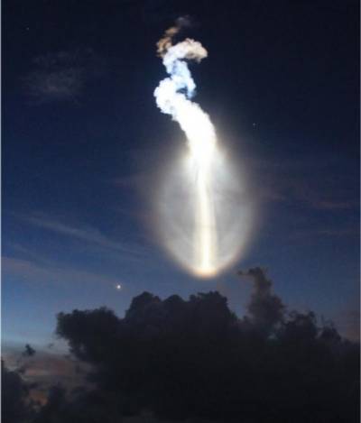 FOTOS: Extraña luz se apoderó del cielo de Florida