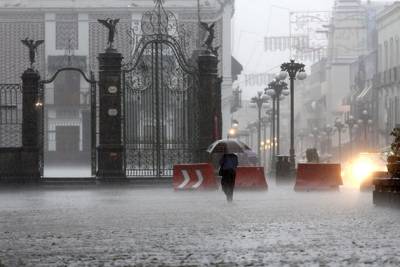 Lluvias muy fuertes en Puebla por canal de baja presión y onda tropical