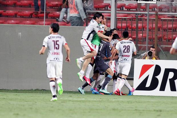 Atlas fue a Brasil y derrotó 1-0 al Atlético Mineiro en la Copa Libertadores