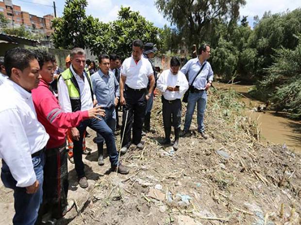 Ayuntamiento de Puebla realiza limpieza preventiva en ríos y barrancas: Tony Gali