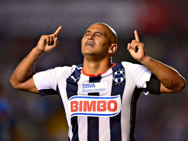 Chupete Suazo dice adiós al Monterrey, tendrá despedida y homenaje