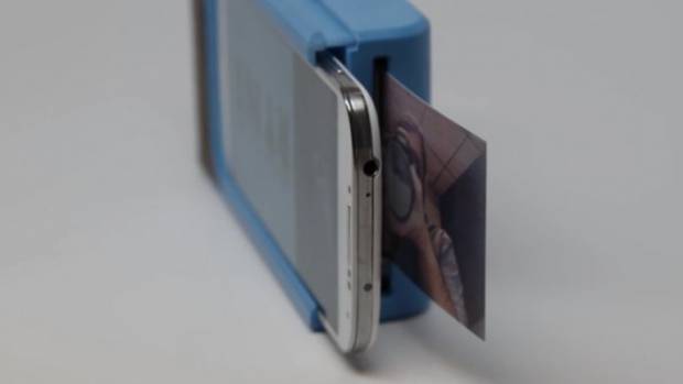 Crean funda de teléfono celular que imprime fotos