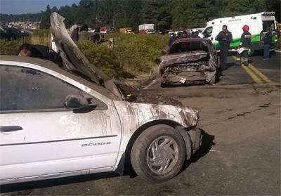 Ocho lesionados por choque en carretera federal México-Puebla