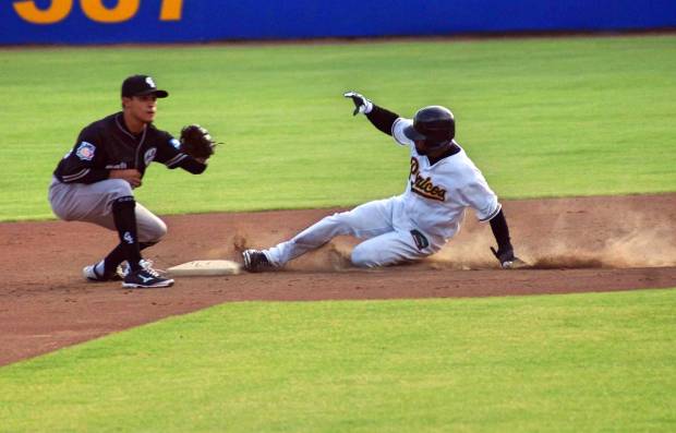 Pericos de Puebla debutó con victoria 7-2 ante Guerreros de Oaxaca