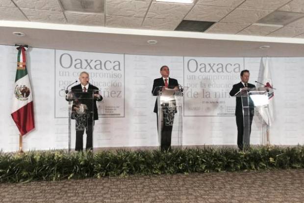 Golpe a la CNTE: Cué desaparece Instituto de Educación en Oaxaca