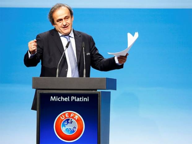 Michel Platini seguirá al frente de la UEFA cuatro años más