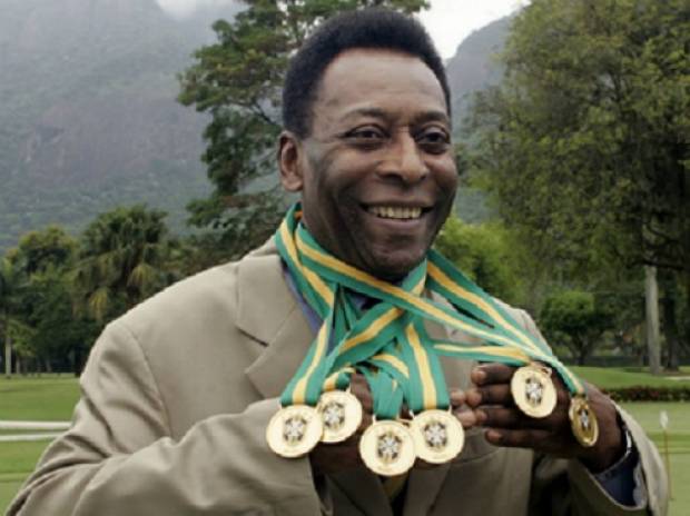 Pelé se encuentra bajo supervisión médica en área de terapia intensiva