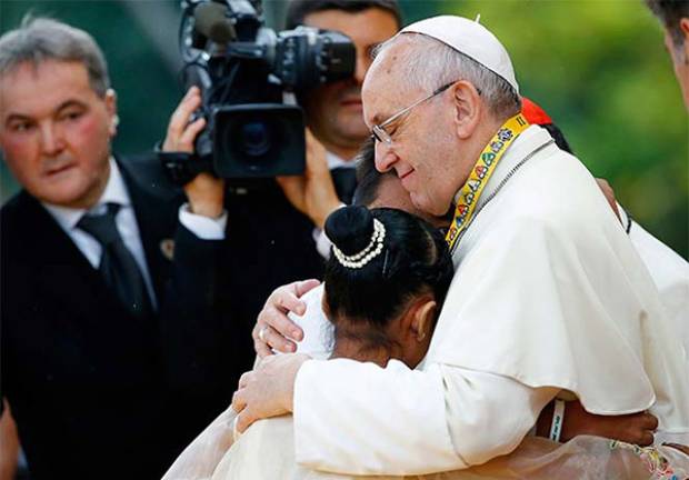 La pregunta de una niña dejó en silencio al papa Francisco