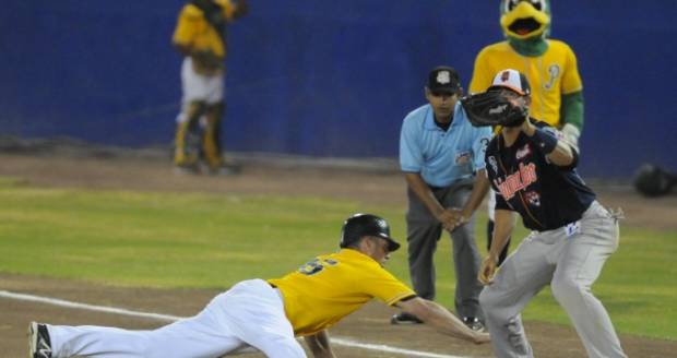 Pericos de Puebla perdió 2-4 ante Tigres de Quintana Roo