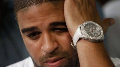 Adriano: Jueza rechazó cargos por narcotráfico contra el futbolista