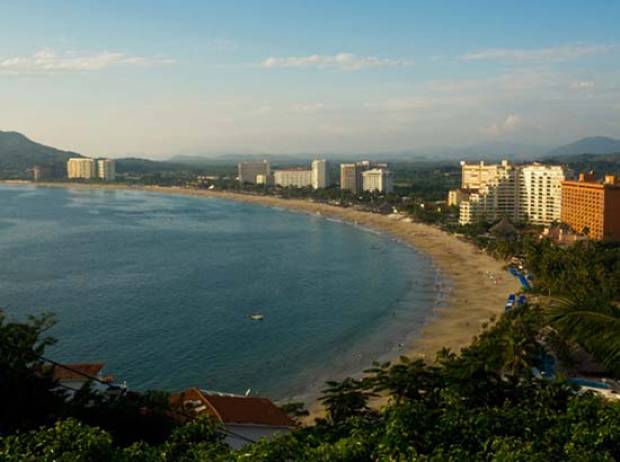 Presumen suicidio colectivo de 3 turistas hallados en jacuzzi de Ixtapa