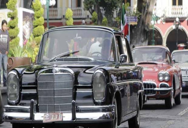 Inicia el Puebla Classic Tour 2015 con 30 autos antiguos y de colección