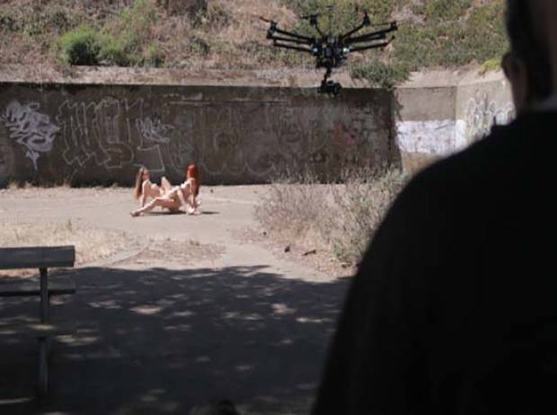 Drone Boning, la primera película porno grabada con drones