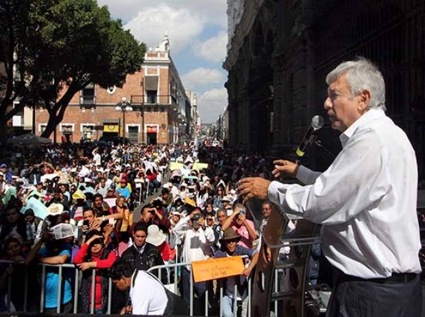 Morena tendrá el voto de la clase media: AMLO