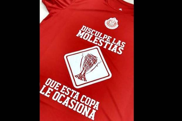 Filtran playeras de Chivas como &quot;campeón&quot; de la Copa MX