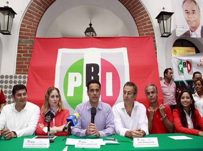 PRI anuncia triunfos en 9 de los 16 distritos del estado de Puebla