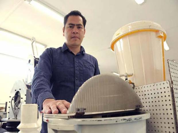 Alumno de la BUAP diseña sistema ahorrador de agua potable