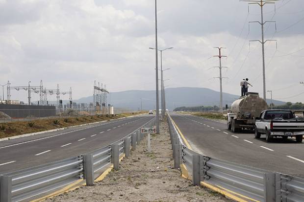 PRI pide a gobierno retirar caseta de cobro en autopista Audi