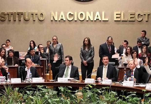 Hasta 153 mdp en financiamiento privado a partidos, fija INE