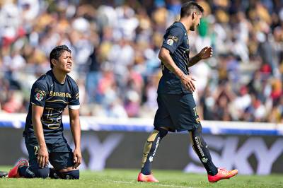 Pumas UNAM se aleja de la liguilla, no pudo ganar ante Veracruz