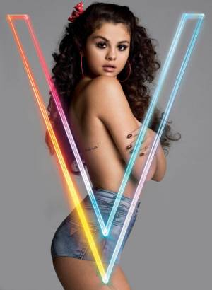 FOTOS: Selena Gomez en topless para V Magazine